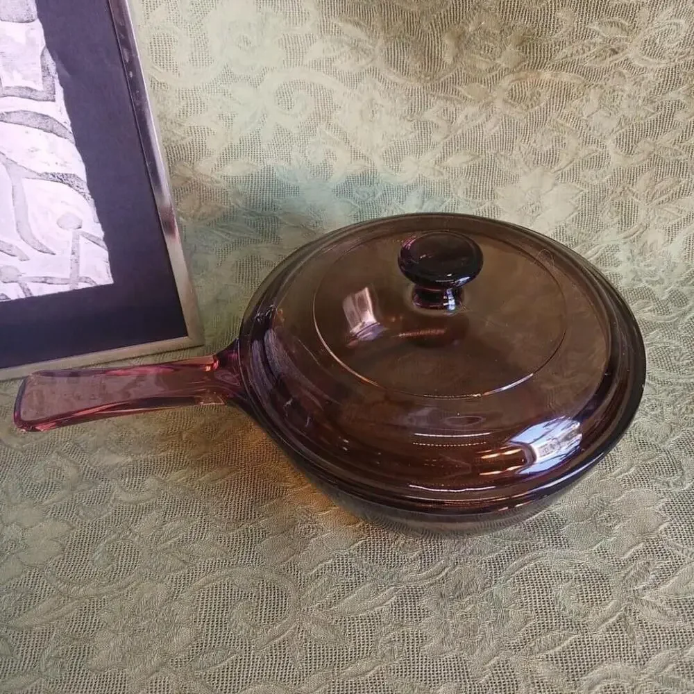 Pyrex amber glass